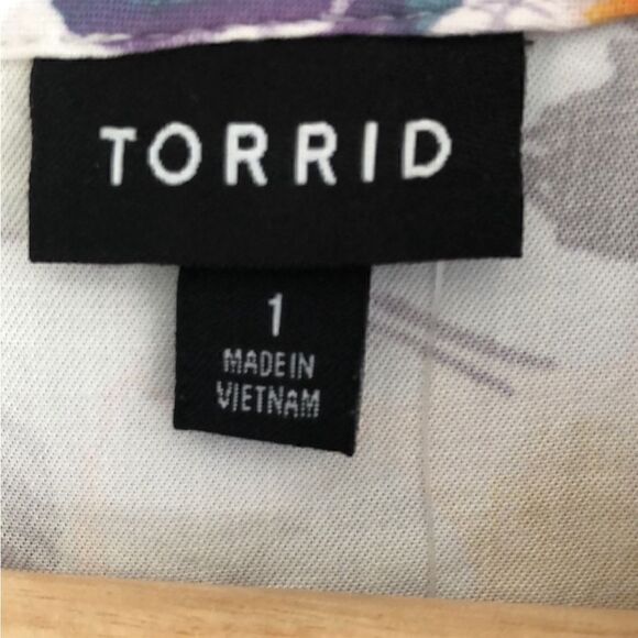 NWT Torrid Midi Dress Floral Tiered Ruffled
Stretch Gold/Purple Size 1 1X 14-16 - Picture 11 of 15